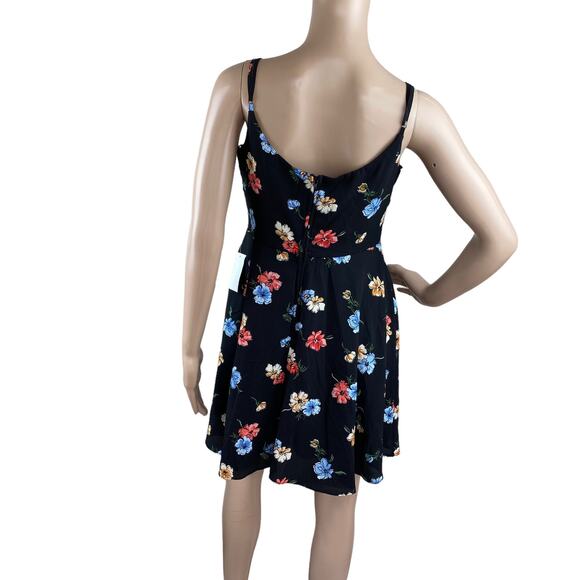 New B. Smart Black Floral Sleeveless Front Tie Fit & Flare Mini Dress Juniors 9 - Picture 5 of 6